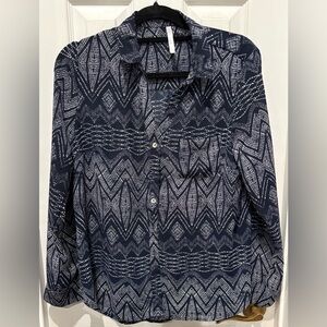 DNA Couture Blue and White Graphic Buttoned Blouse